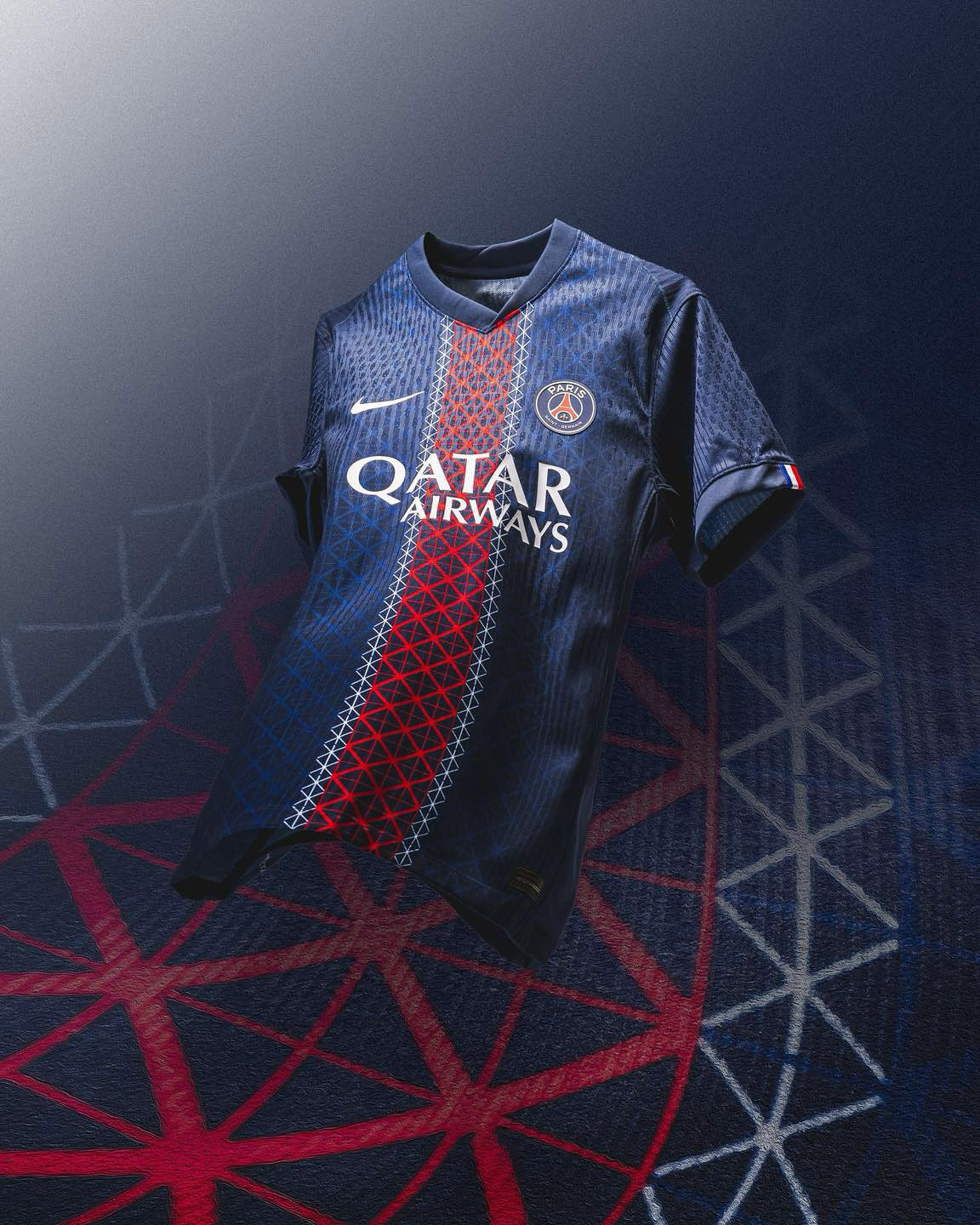 Paris Saint-Germain 25/26 home kit